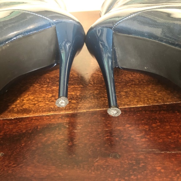 Stuart Weitzman Patent Leather Heeled Ankle Boots - Picture 7 of 7